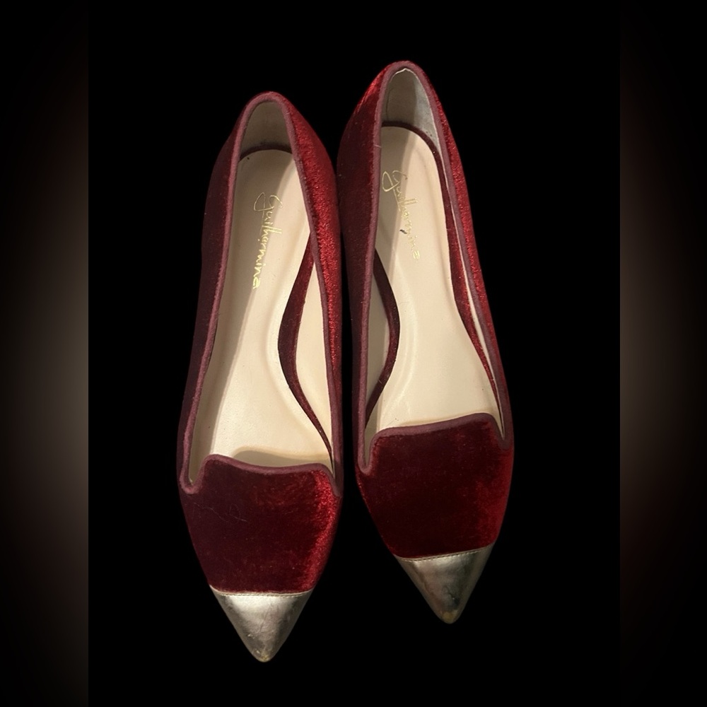 Guilhermina Anthropologie Maroon 
Velvet Gold Toe Flats